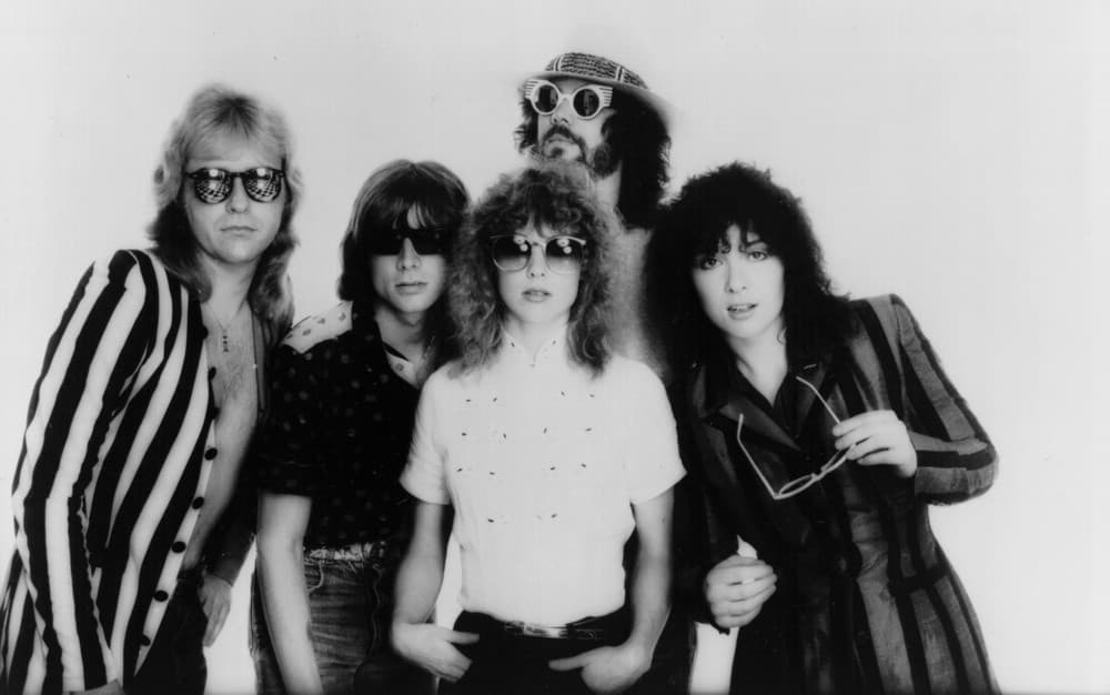 Heart with Cheap Trick
