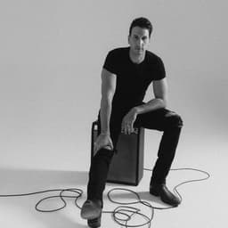 Russell Dickerson image