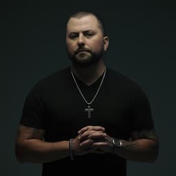 Tyler Farr suites and premium seating