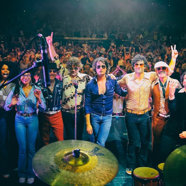 Yacht Rock Revue suites and premium seating