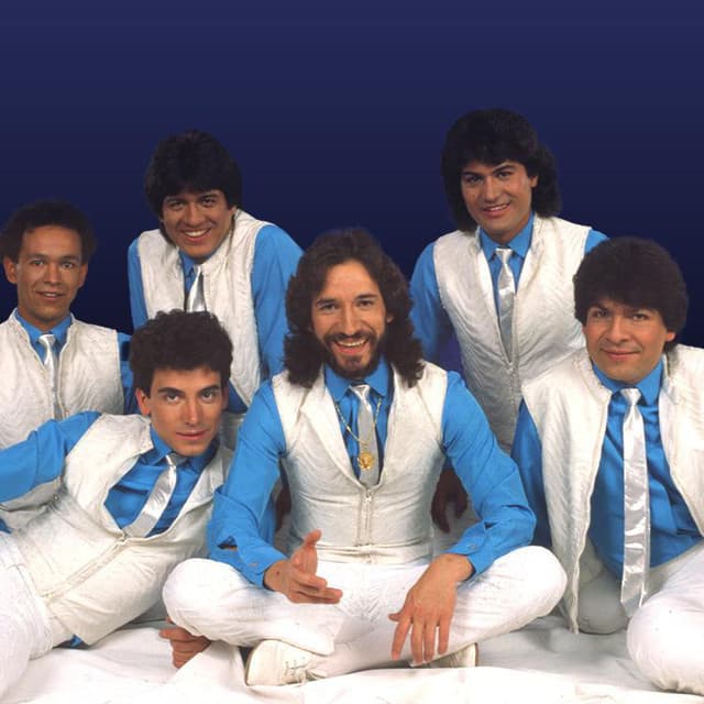 Los Bukis suites and premium seating