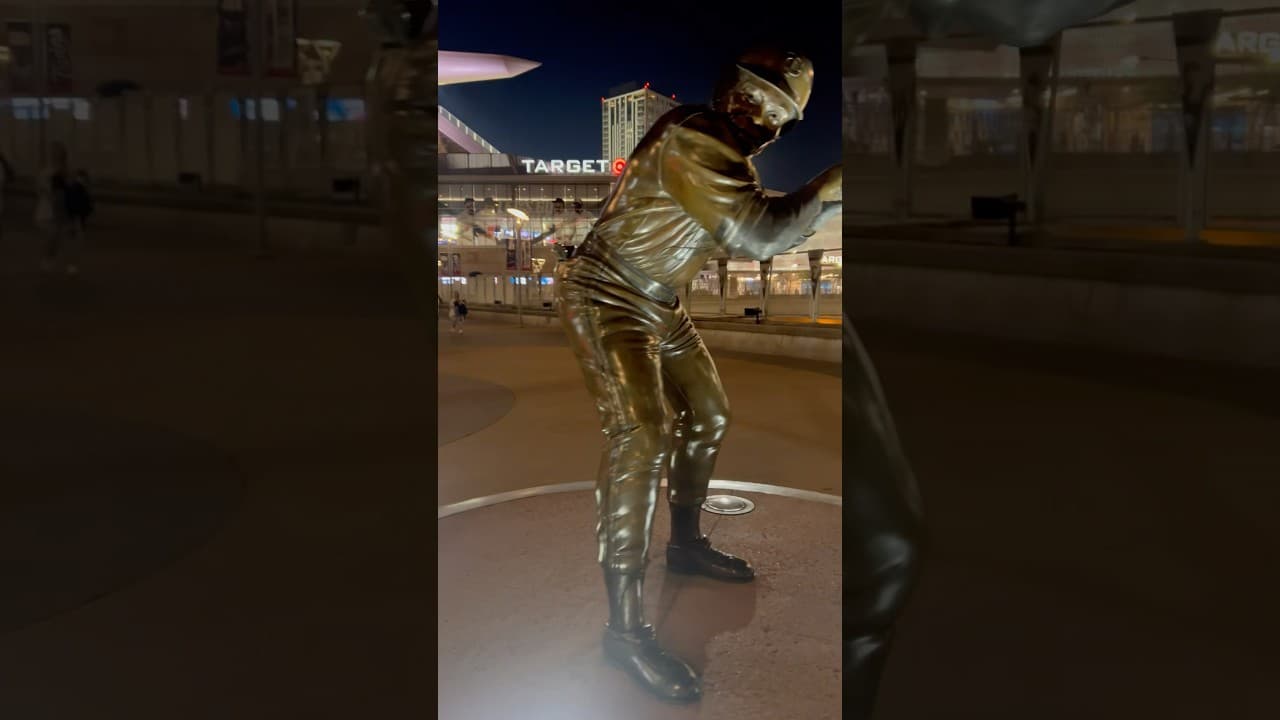 Champions Club 10, Row H representative video