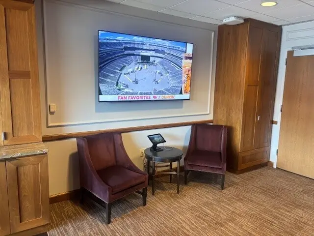 Suite 5-03 verified photo