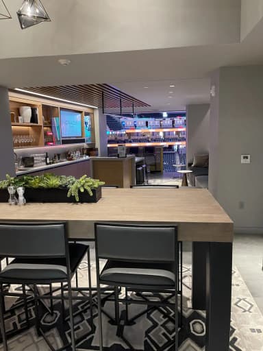 Club Suite 40 verified photo