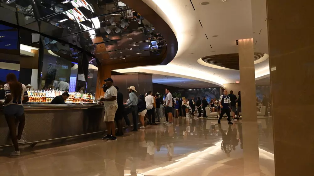 Owners Club premium bar & lounge.