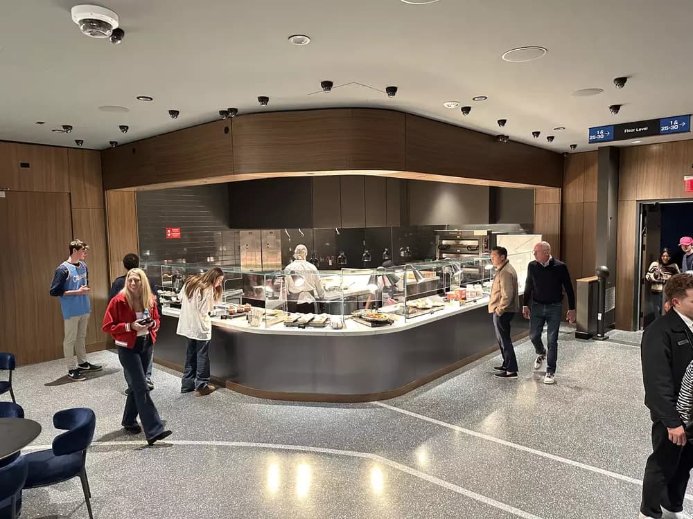 Floor 25, Row F representative photo