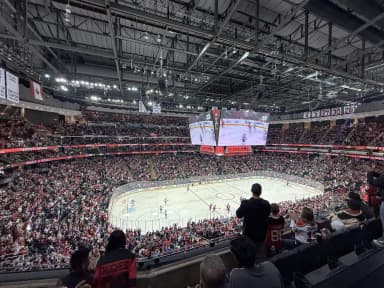 Pier Club Box 4, Row A representative photo