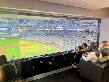 400 Level Suite representative photo