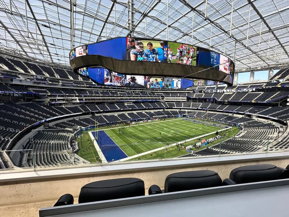 Patio Suite 5E-1 representative photo