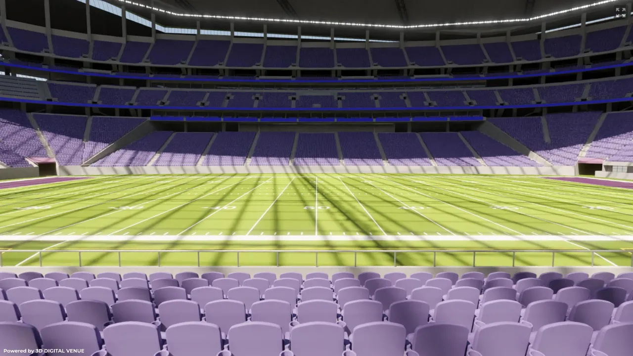 Delta 360 Club F3, Row 7