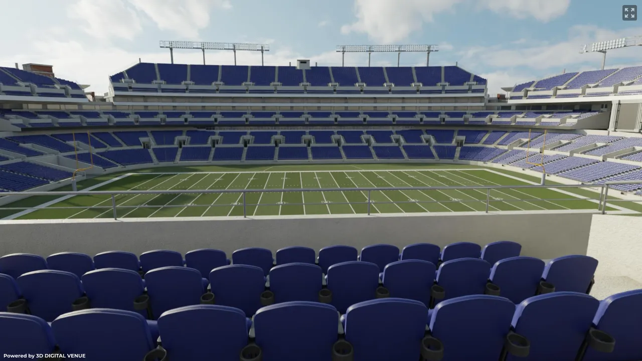 Club Level 200, Row 7