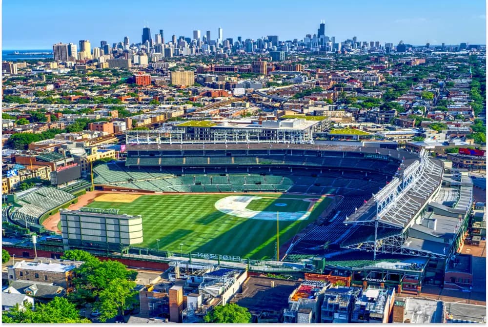 Chicago Cubs suites and premium seating