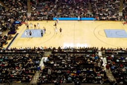 Players Club 123, Row 2