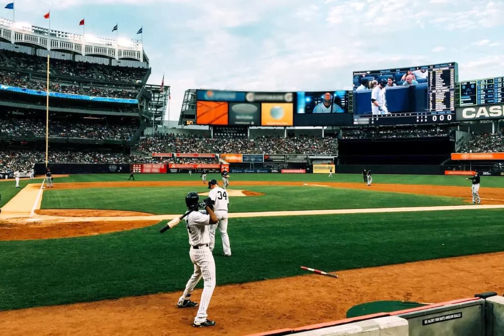 New York Yankees suites and premium seating